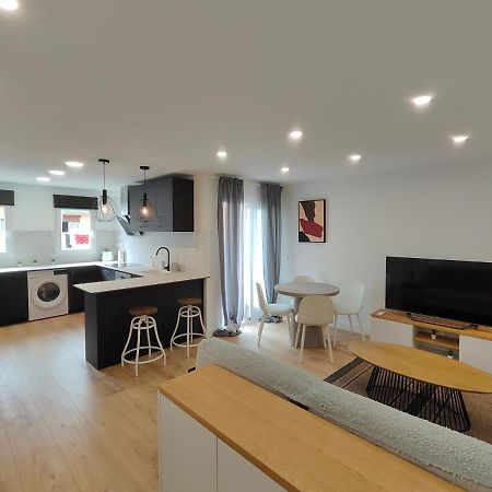 Fantastic Apartment Sant Adria Beach Сан-Адріа-де-Бесос Екстер'єр фото